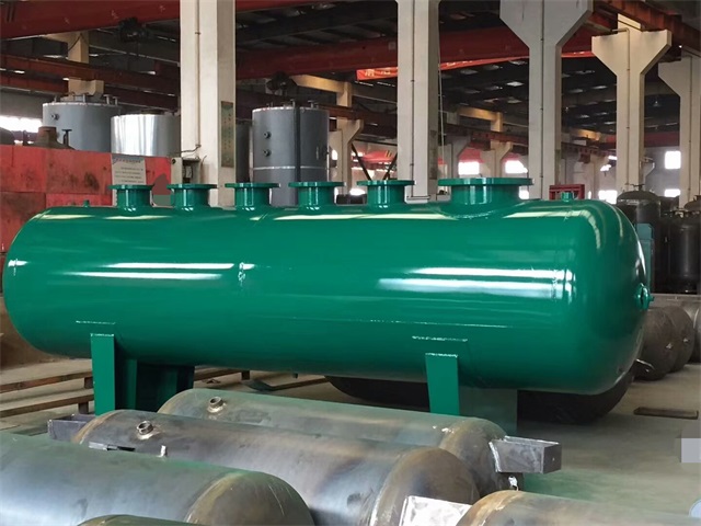 玉屏玉屏玉屏蒸汽分气缸1.jpeg